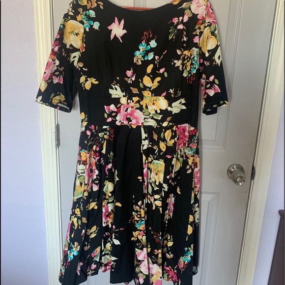 Plus size floral formal - Picture 1 of 1